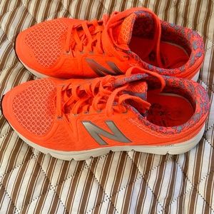 New balance women’s shoes size 7 used but in good condition , Athletic shoes;